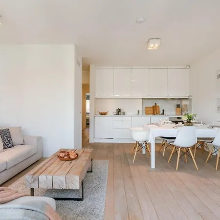 Apartamento Centrally Located In